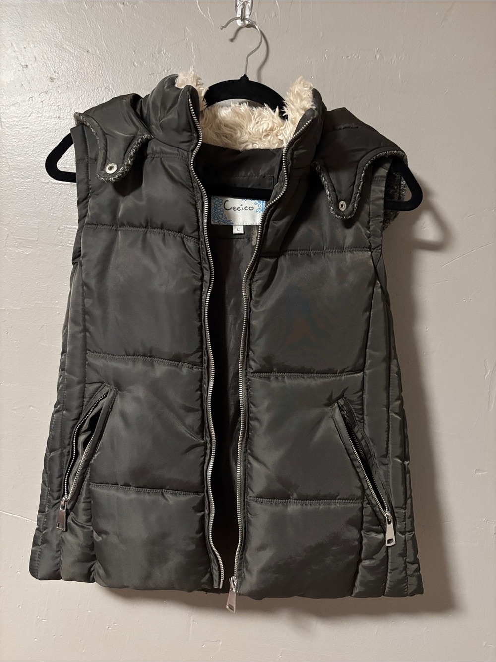 Cecico Gray-GreenPuffer Vest with Faux Fur Trimmed Hood